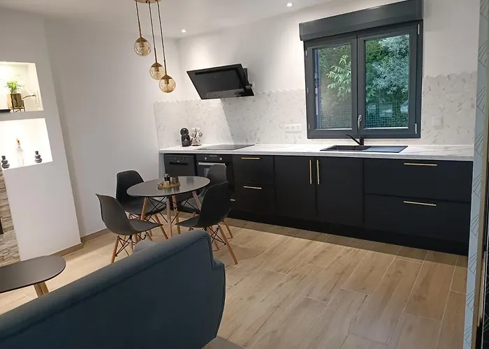 Prestige Holiday home Rouilly-Sacey